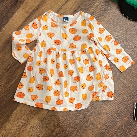 12-24M Halloween Bundle - Frozen Dress, Pumpkin Dress, Skeleton Jams, Tutu Dress - Picture 5 of 5